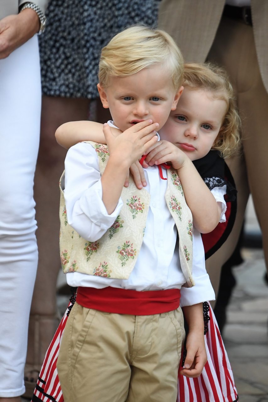(L-R)Prince Jacques 和 Princess Gabriella 出席2019年傳統摩洛哥慶典 Monaco Picnic。