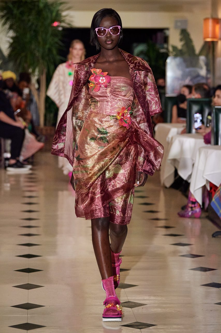 Anna Sui’s Spring 2022 Ready-To-Wear Is A Tropical Wonderland