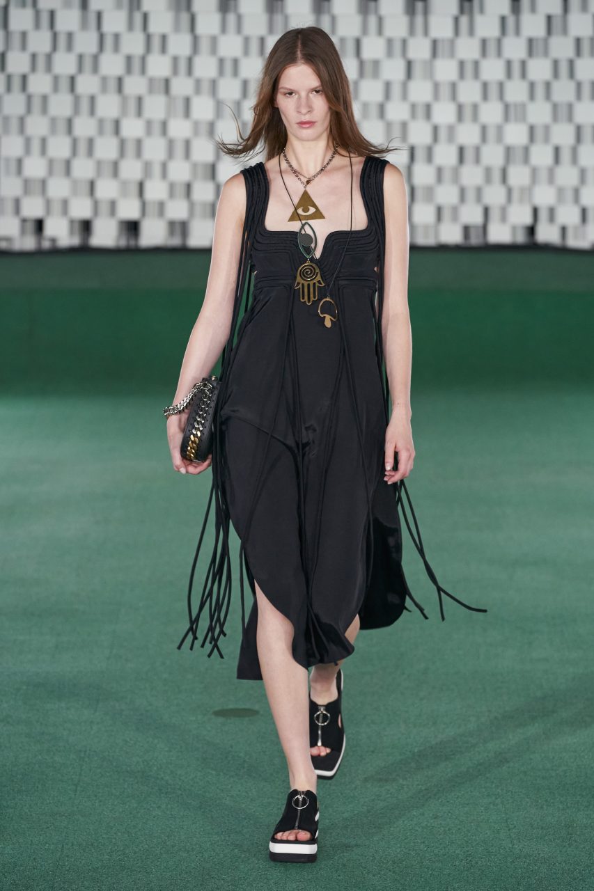 Sustainability Meets Innovation In Stella McCartney’s Spring 2022
