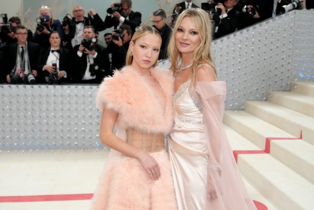 最時尚的超模母女 Kate Moss & Lila Moss:盤點她們的最佳母女裝時刻