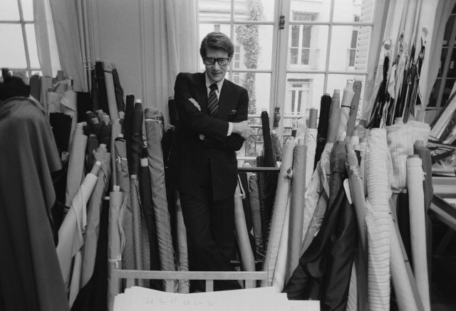 探究時裝與藝術:紀念 Yves Saint Laurent 推出首個系列60週年,6間法國博物館將橫跨大半年舉辦不同特色的回顧展