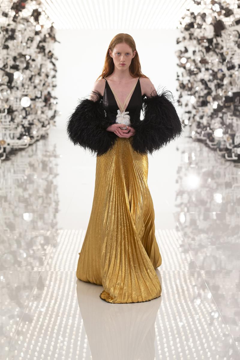 Gucci 驚喜宣布，第三度與 Comme des Garçons 推出聯乘袋款！