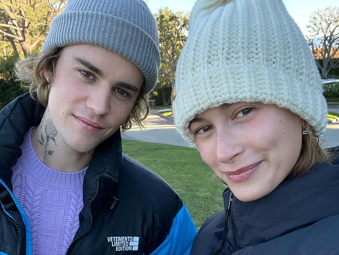 「我的眼、唇、整個人都完全屬於你！」Justin Bieber 超級寵妻在 Hailey Bieber 生日當天獻上超甜蜜愛的宣言！