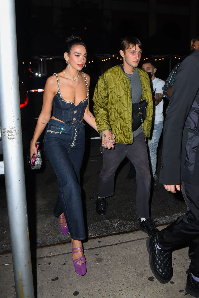 Dua Lipa 和 Lady Gaga 最愛的厚底鞋來自這個新興品牌 D’Accori！有着超高鞋跟，但穿起來卻十分舒適？