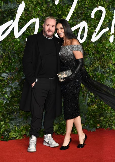 Fashion Awards 2021 最佳紅地毯造型：碧咸二仔 Romeo 與女友 Mia Regan 雙雙出席、英國跳水王子 Tom Daley