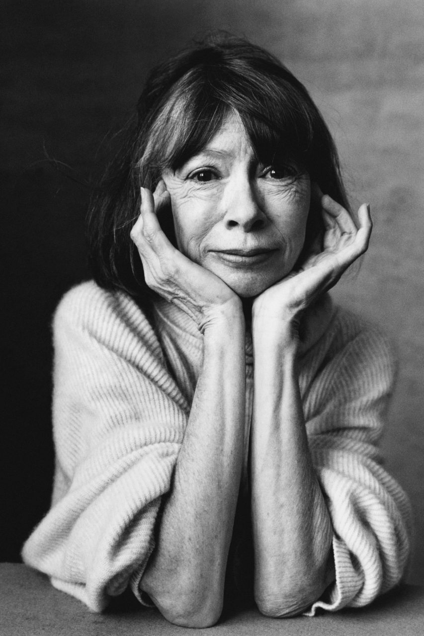美國傳奇作家 Joan Didion 逝世、享年 87 歲：一同回顧這位一代女性的文化偶像的傳奇一生