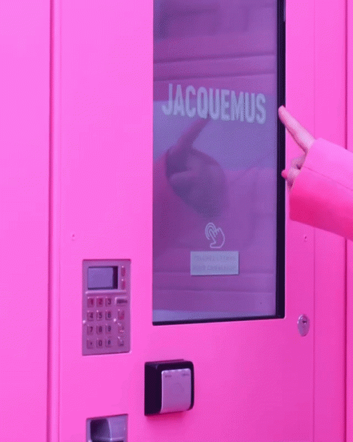 Jacquemus 開設了一間只賣「粉紅色」的期間限定店!全天侯 24 小時開放,更希望打破奢侈品牌格局?