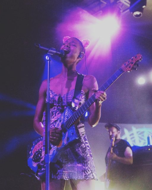 Willow Smith 當時僅10歲就帶來年度熱門單曲《Whip My Hair》! 精選8首必聽單曲