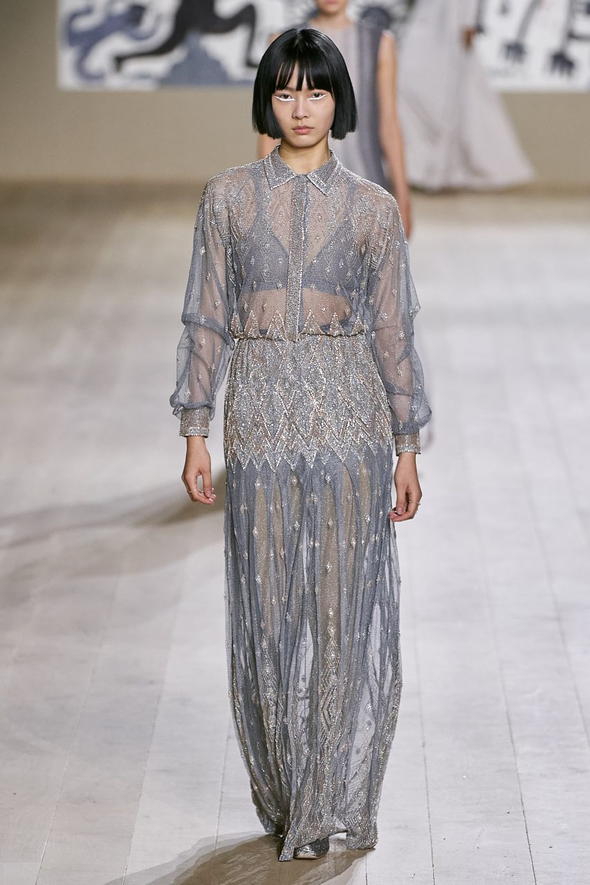 Christian Dior’s SS22 Haute Couture Show Is Dedicated To Craftsmanship
