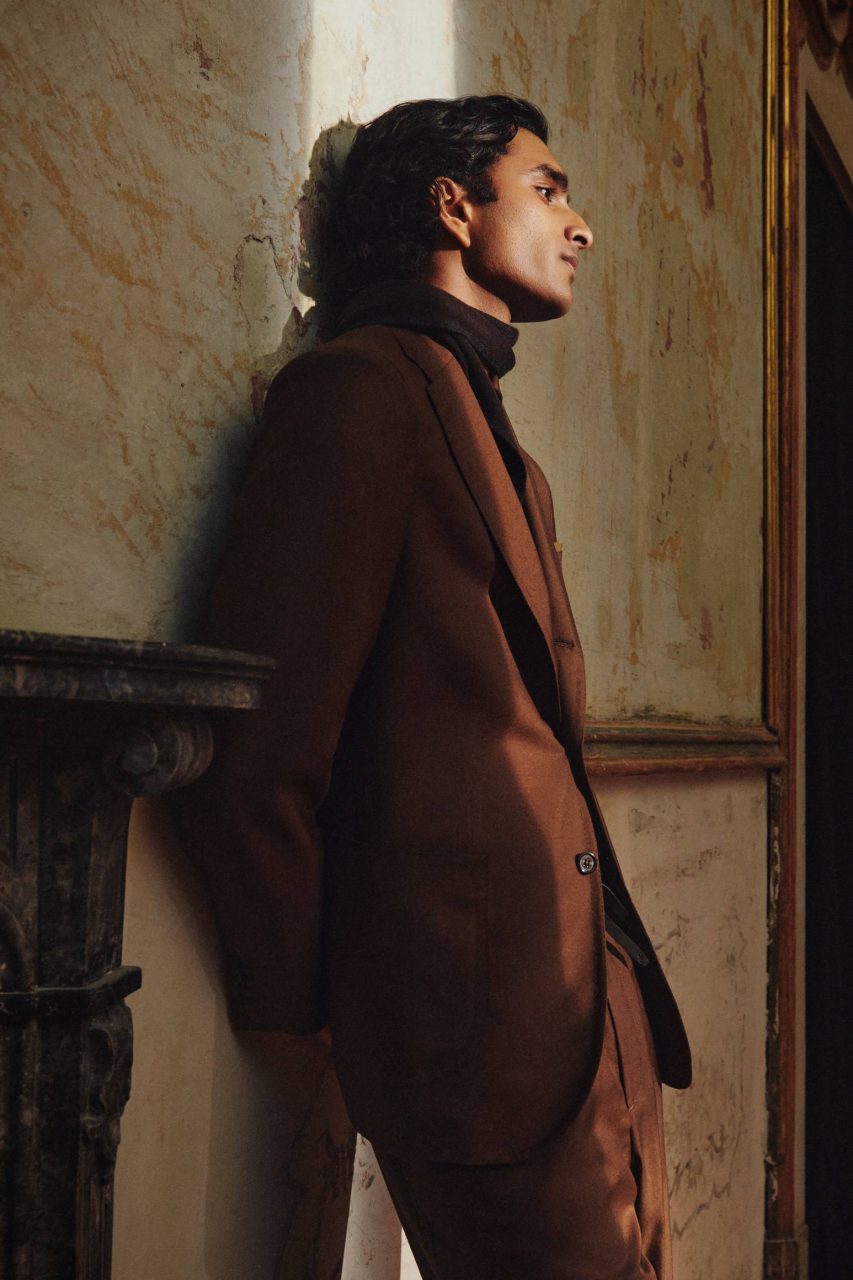 Brad Pitt 最愛品牌之一 ： Brioni 展示最新 2022 秋冬系列，回歸品牌誕生起源