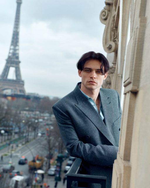 Dior Men FW22 男裝展花絮:分享新版《Gossip Girl》男演員 Thomas Doherty 一天生活