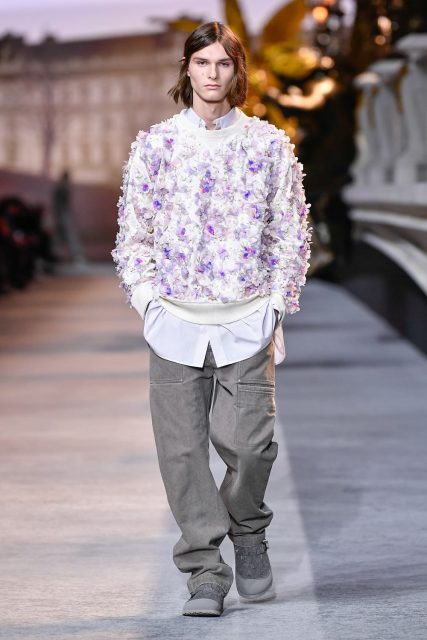 Kim Jones 向 Christian Dior 先生致敬,同時與 Birkenstock 首度推出涼鞋|Winter 2022 Menswear