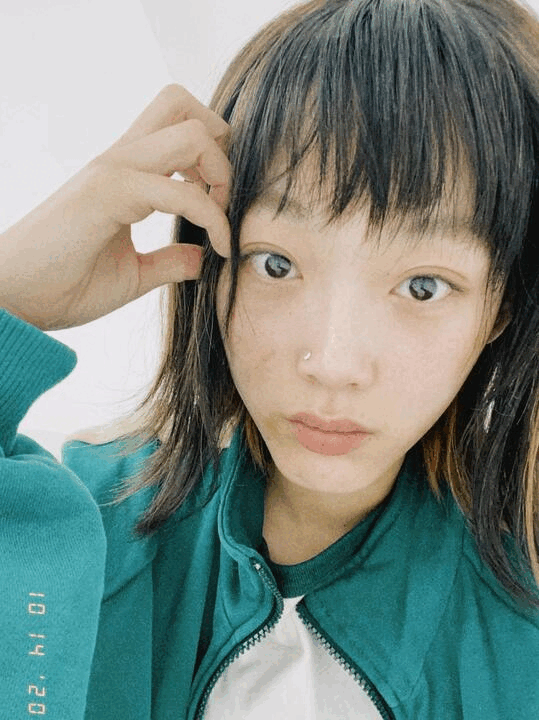 《大力女子姜南順》李瑜美 7 件你或許不知道的事！憑《魷魚遊戲》獲得艾美獎、Miu Miu 品牌寵兒、曾在空檔期送外賣⋯⋯？