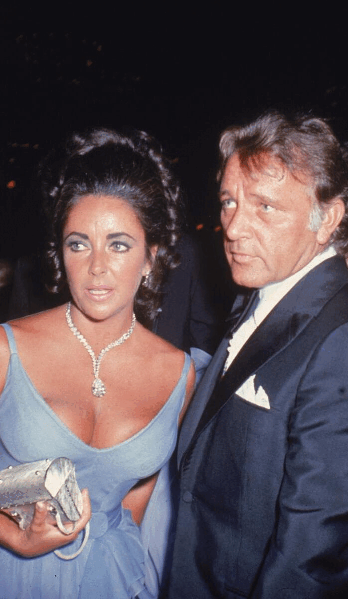 盤點時尚史上最昂貴的紅地毯服裝！第一位不是戴安娜王妃，也不是 Audrey Hepburn ，竟然是⋯⋯