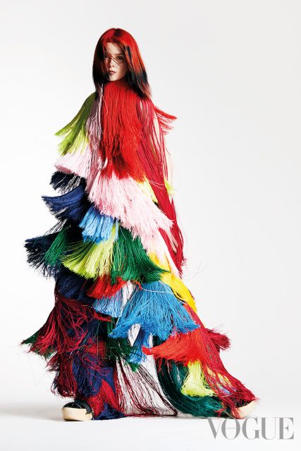 2022春夏時尚趨勢：從 Dior 到 Bottega Veneta，感受流蘇成為最矚目細節的魅力