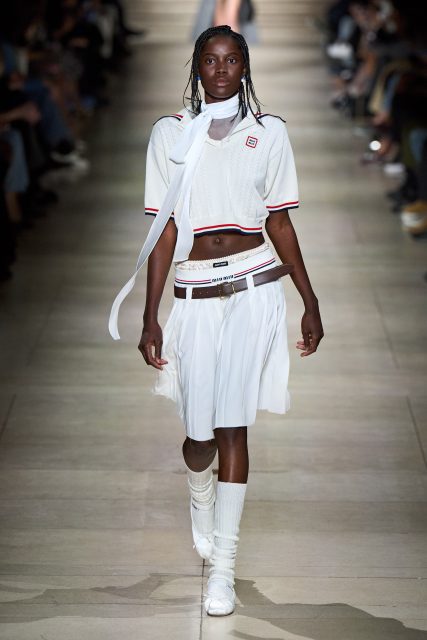 Miu Miu 重塑男裝只為了擁抱多元性!以不變應萬變的「新比例」展示時尚真理|Fall/Winter 2022