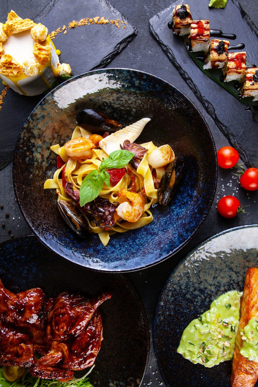 #VogueAtHome 飽覽世界各地美食！5套Netflix美食節目推介