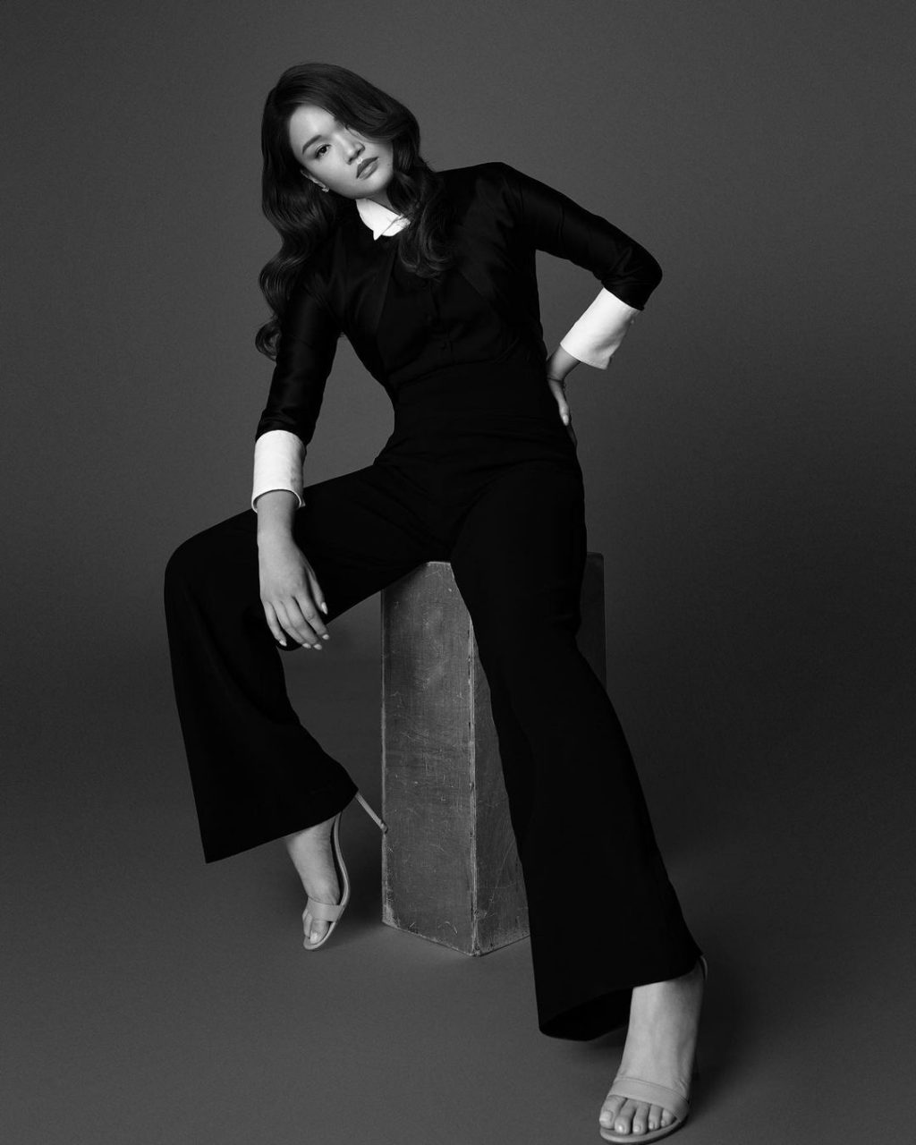 Double Q Gallery 即將開幕 | 率先專訪主理人羅君兒 Queenie Law：「藝術是一次探索之旅，希望更多人能有這樣的體驗。」