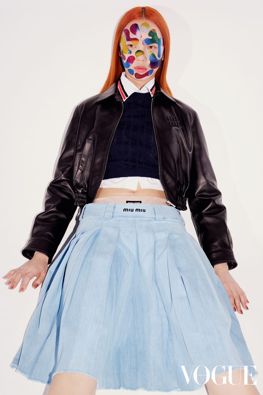 2022早秋時尚趨勢｜ 甚麼嶄新時尚配飾讓 Dua Lipa 著迷？「內褲外露」是低腰褲潮流必備！