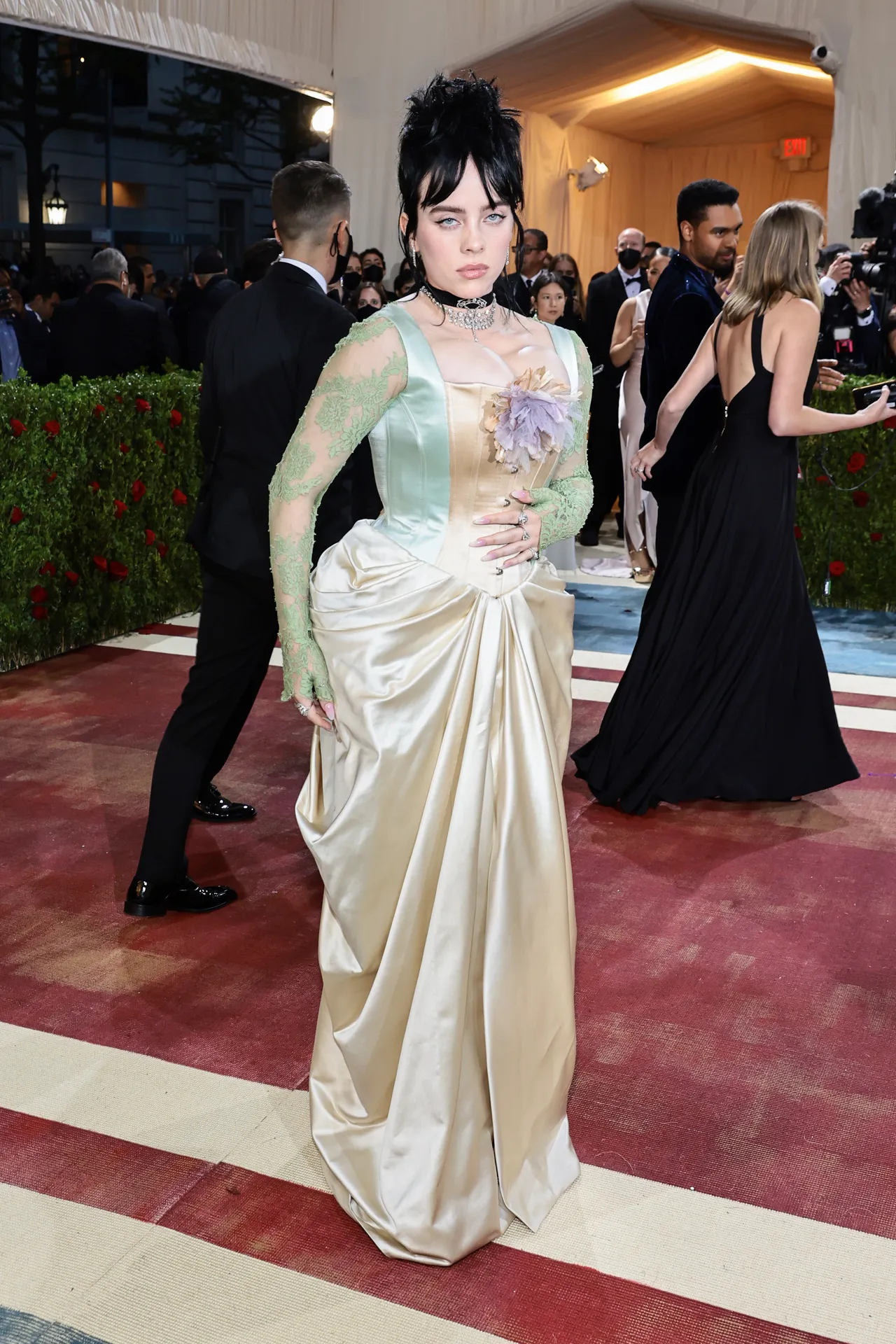 Met Gala 2022｜ Billie Eilish 二度出戰「時尚奧斯卡」華麗 Gucci 造型原來是可持續升級再造？