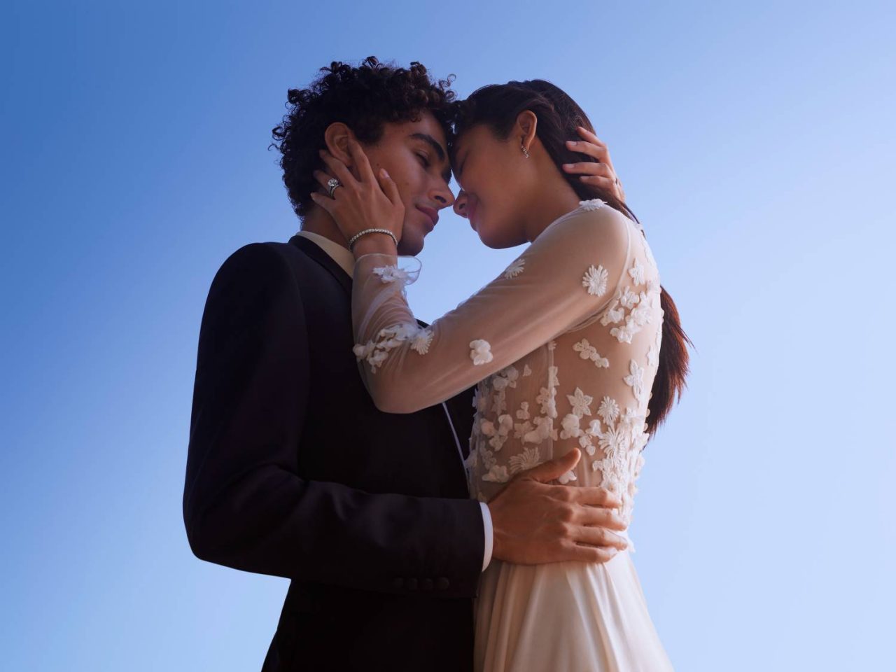 De Beers 全新廣告企劃 “I do.” 全新設計為婚嫁儀式賦予新定義