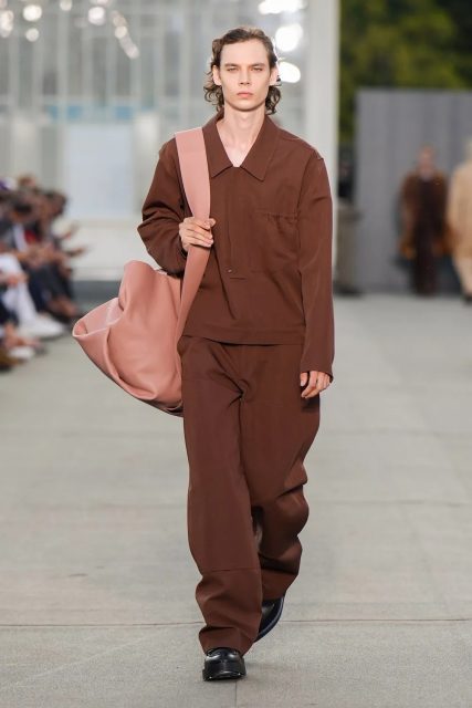 Zegna 「Zegna 綠洲」,以大地色系打造優雅有度的春夏衣櫥| Spring / Summer 2023 Menswear