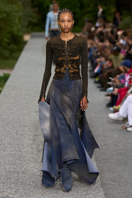 Glenn Martens 帶來一場丹寧盛宴!致敬 Jean Paul Gaultier 錯視藝術第二篇章 |Y/Project Spring/Summer 2023