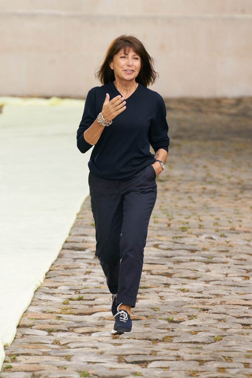 Copilot - fashionShowID:62b59570651c03ca46fcc7af - assetID:62b742d59ea794222a8341cb