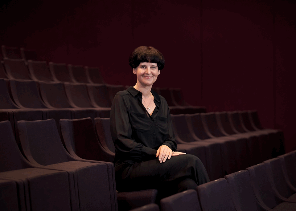 M+戲院開幕在即｜專訪流動影像主策展人Silke Schmickl 「流動影像是一種基於時間的媒介」