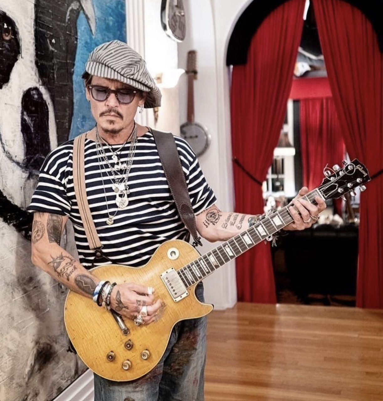 進入「Johnny Depp時代」！演員、畫家後，還成為導演開拍莫迪里安尼自傳