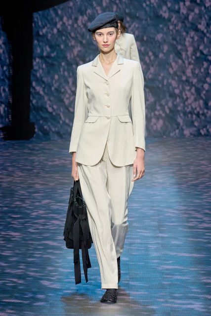 Emporio Armani 徜徉於無盡想像的都市旅人｜Spring/ Summer 2023