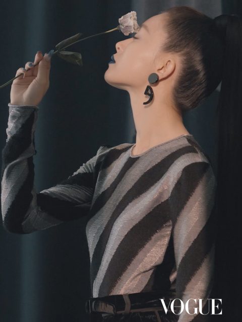 走進 Armani 先生的藍色國度 | Janice Man 演繹 Giorgio Armani 秋冬2022系列來一場心靈對話