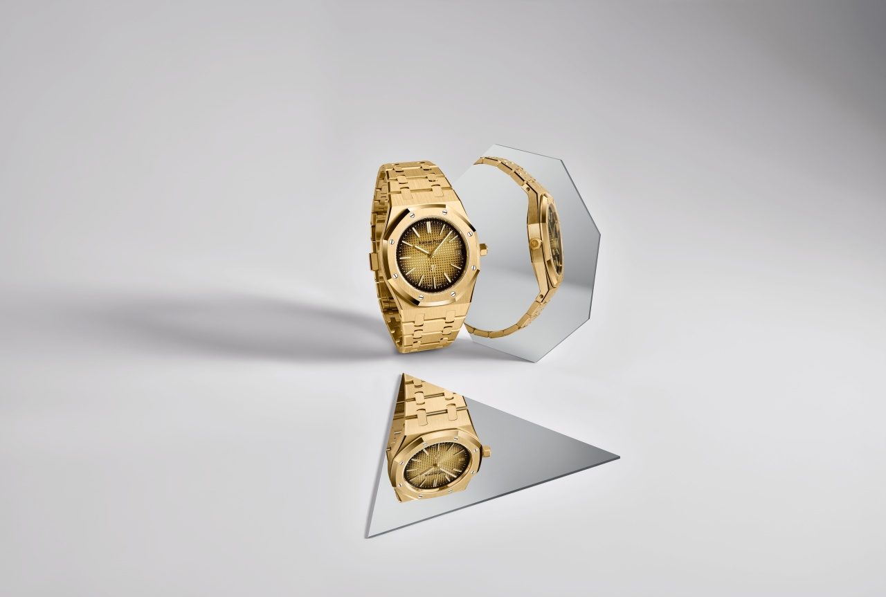 真正的永恆設計！Audemars Piguet Royal Oak 系列誕生 50 周年  “Jumbo” 超薄腕錶融入工藝與創新精神