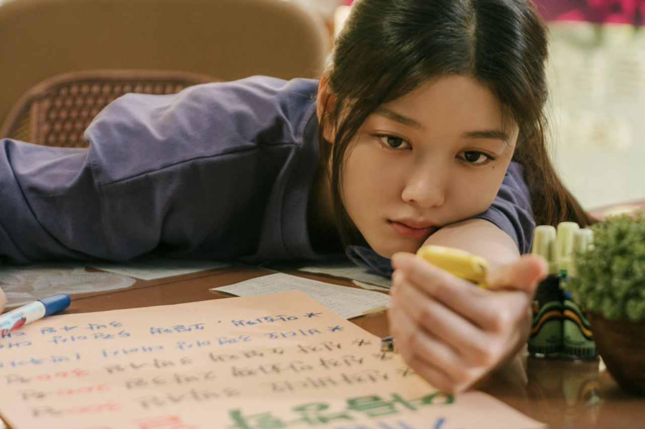 重啟1999年的浪漫記憶！金裕貞主演Netflix青春電影《20世紀少女》10月21日上線 韓孝周將出演她的成年時期