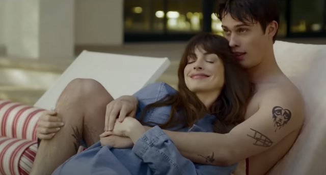 《The Idea Of You》首曝預告！Anne Hathaway和《紫心愛戀》Nicholas Galitzine上演姐弟戀