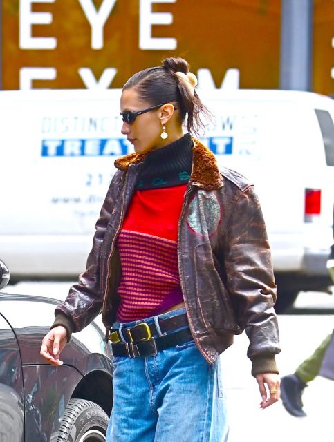 Bella Hadid 完美演繹「雙皮帶」配搭造型,不用奢華名牌亦能帶來滿滿的時尚感!