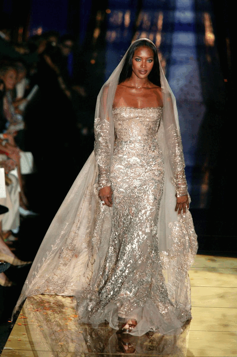 想要擁有超模頭銜的資格？至少要為 Chanel 高級訂製系列擔任時尚新娘才算數！