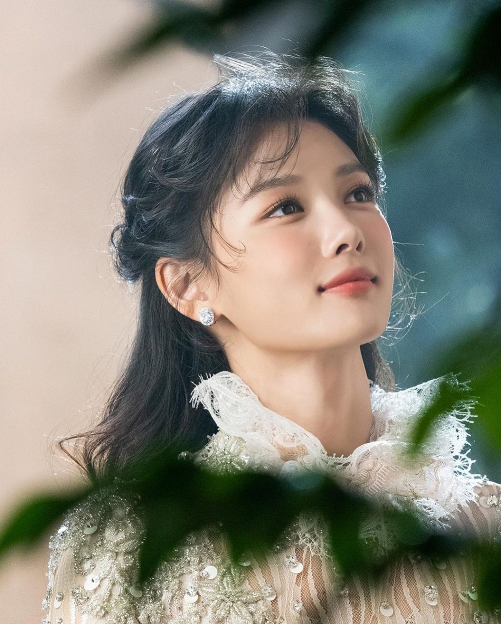 金裕貞在《與惡魔有約》演繹高傲財閥千金！從古裝劇童星到人氣女主角 她的少女氣質始終未變