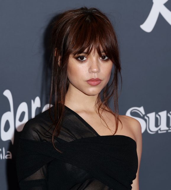 不止《Wednesday》!新一代恐怖片女神 Jenna Ortega 在以下7部作品都有精彩出演