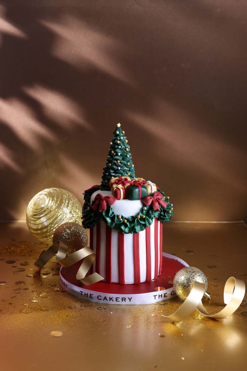 These Are The Christmas Cakes You Need This Holiday Season