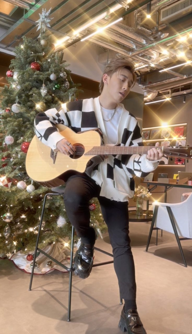 獨家分享聖誕回憶！MC張天賦、Gigi Cheung、Gareth.T 等華納唱片“Future is Now” 8 位音樂新勢力快問快答