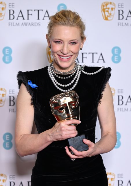 BAFTAs 2023 完整獲獎名單:Cate Blanchett 五度奪影后 《性愛自修室》Emma Mackey獲得新人獎