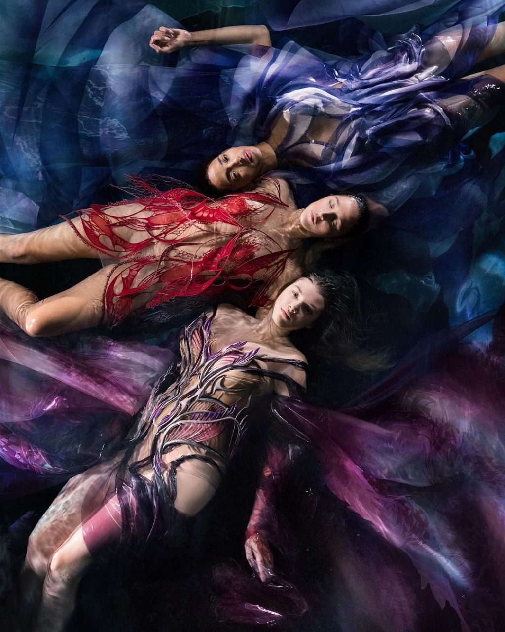 Iris Van Herpen’s SS23 Couture Is Dedicated To The Strength In Women