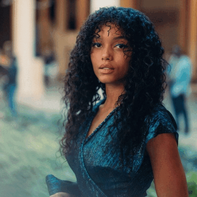 與新世代演員 Whitney Peak 回顧達卡之旅: 親歷 Chanel 2022/23 Metiers d’art 時裝展, 感受一場深耕細作的文化交匯