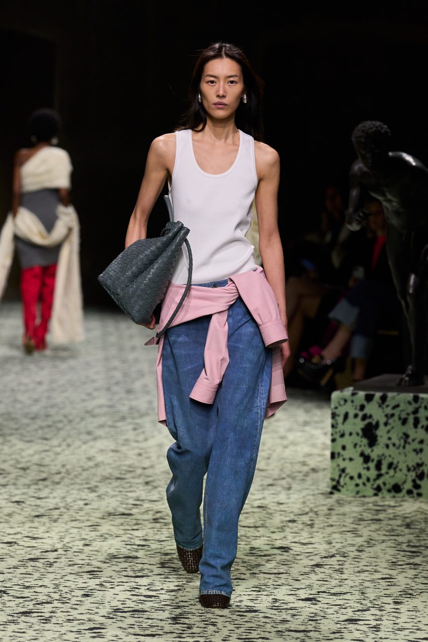 Bottega Veneta 意大利三部曲最終章：重新定義街頭時髦｜Fall / Winter 2023