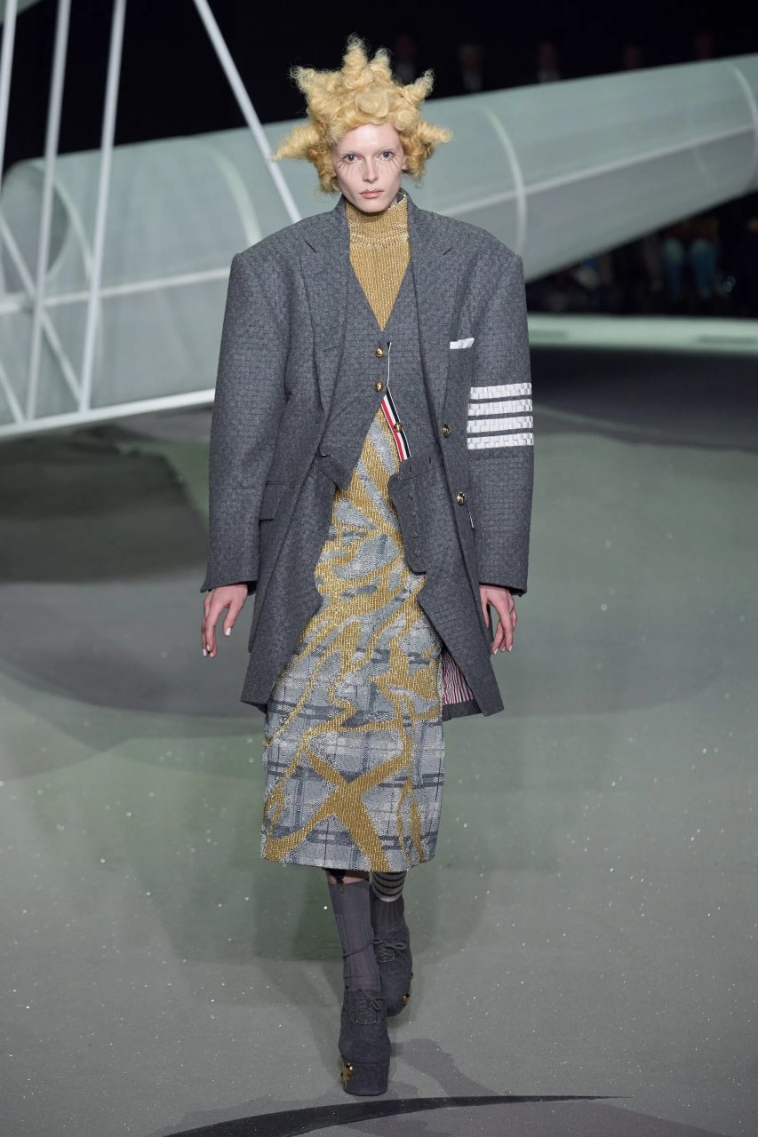 Thom Browne 以經典童話《小王子》啟發的暢想世界：「我的眼睛不再看男或女人。它只看到一個美麗的世界。」 ｜Fall / Winter 2023