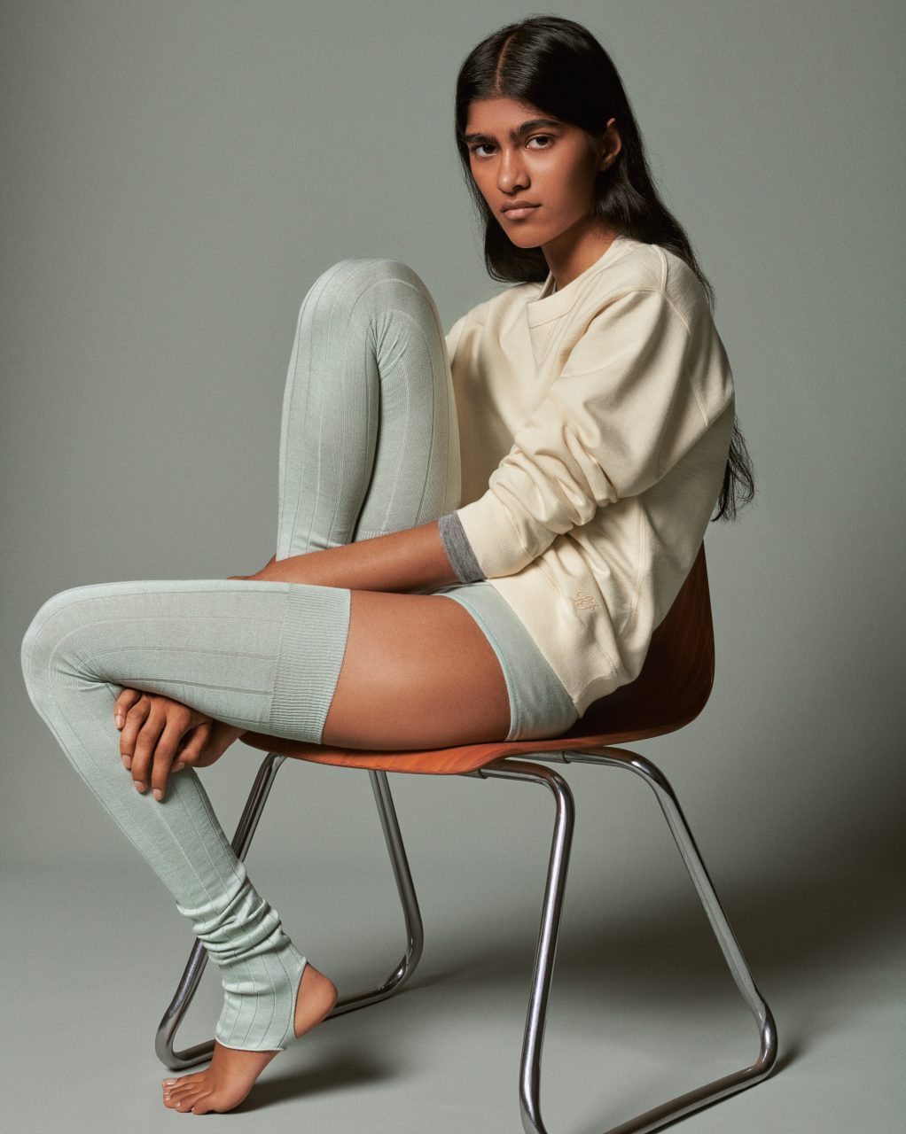 Loro Piana 推出全新女裝 Cocooning 系列，讓我們享受真正的居家時光