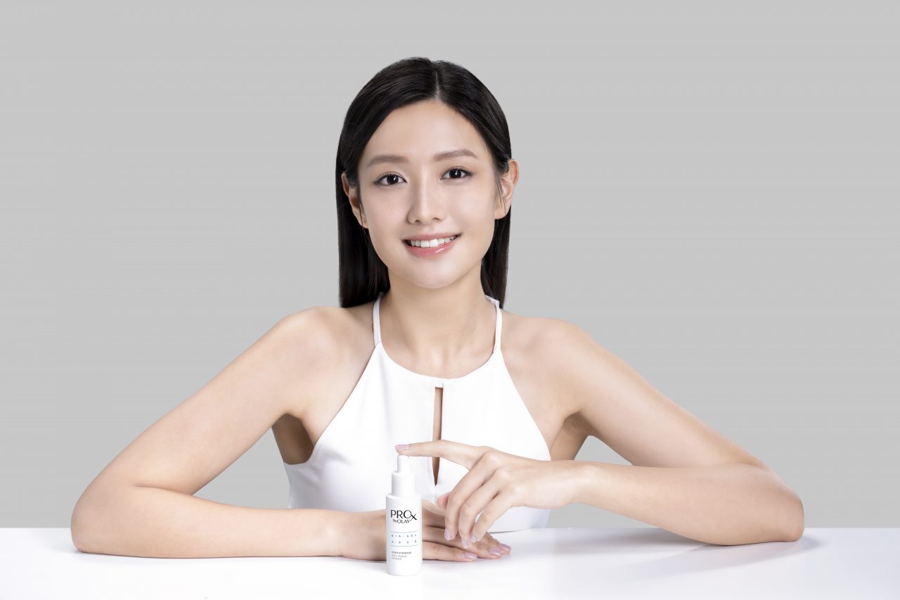 轉季天的全方位護膚「武器」！PROX by OLAY抗氧淡斑精華從根源淡斑淡印
