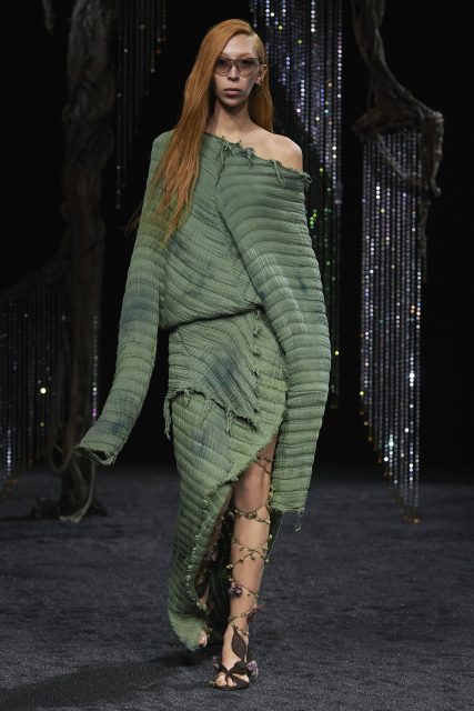 Natural And Urban Worlds Collide In Acne Studios’ Autumn/Winter 2023 Collection