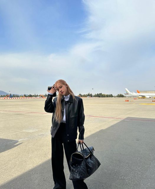 旅行該用甚麼時尚手袋？Blackpink Rosé 、Rosie Huntington-Whiteley 還有 Olivia Wilde 機場造型都選擇 Saint Laurent 低調 Es bag